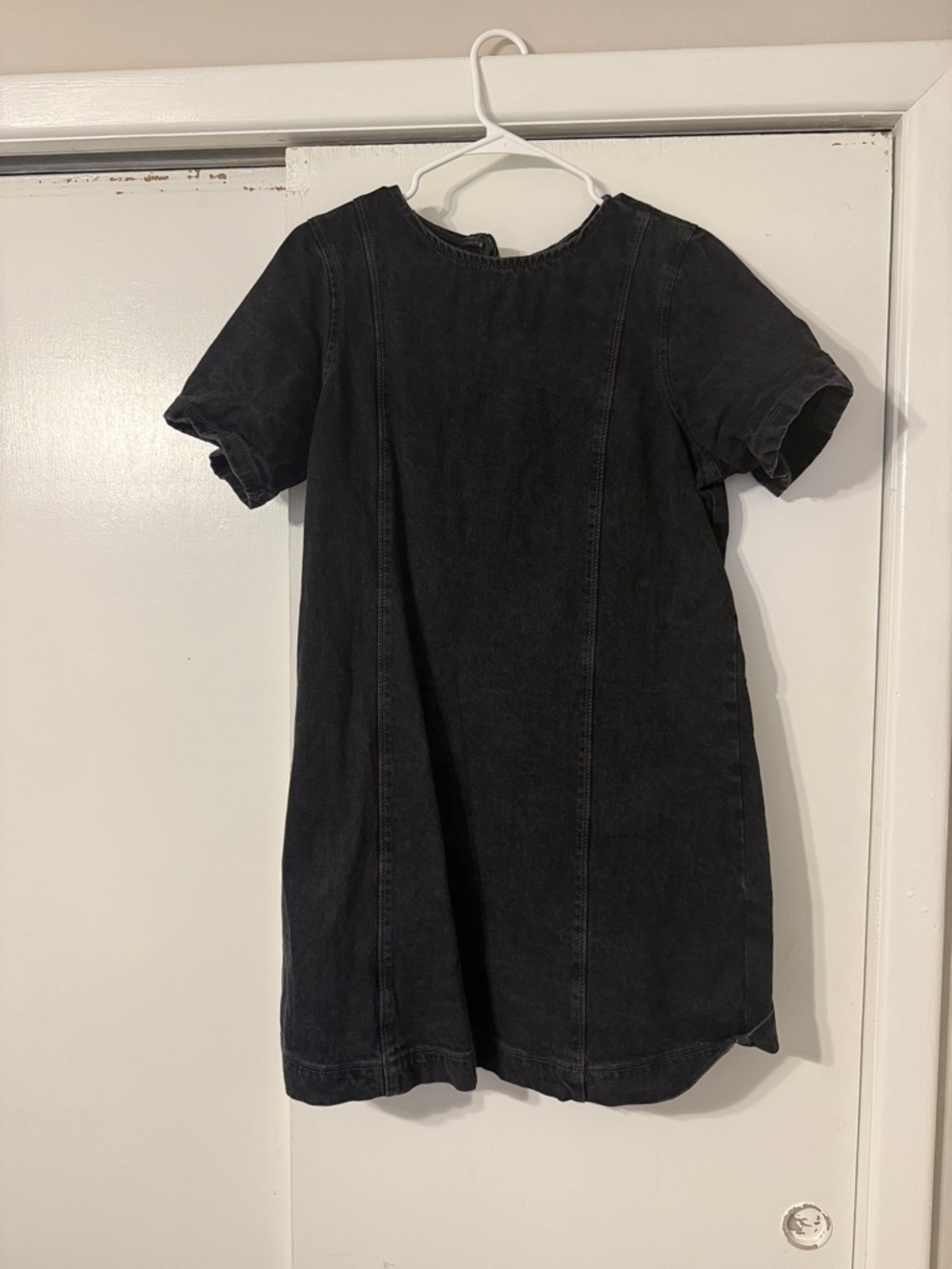 Black Denim Short Sleeve Dress - Classic Everyday Style